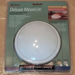 Battery operated utility light-new